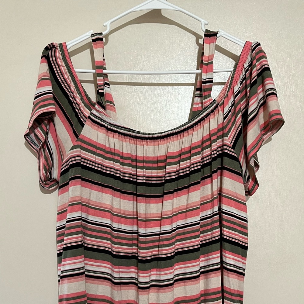 Off the shoulder top , XL